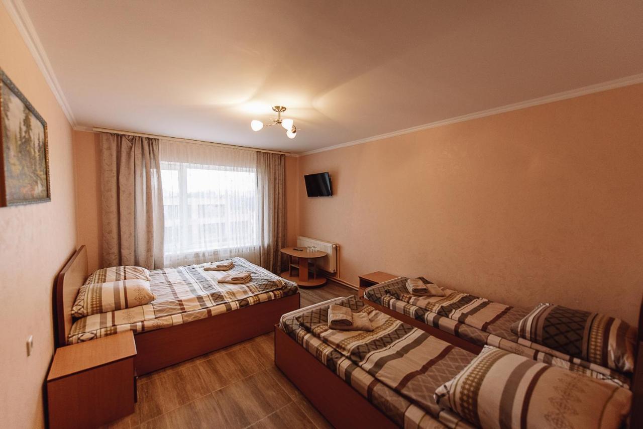 Toga Hotel Yablunytsya Exterior photo